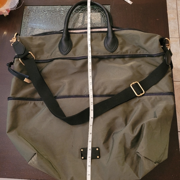 Foley & Corinna Fusion Expandable Weekender Bag Desert Green Liberated Leather - Picture 5 of 15